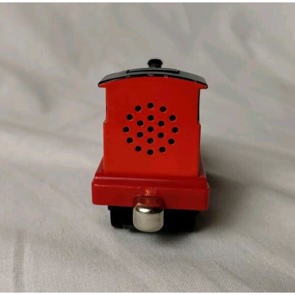 2009 Thomas the Train Talking Light Up James Diecast Train - GUC - Picture 4 of 5